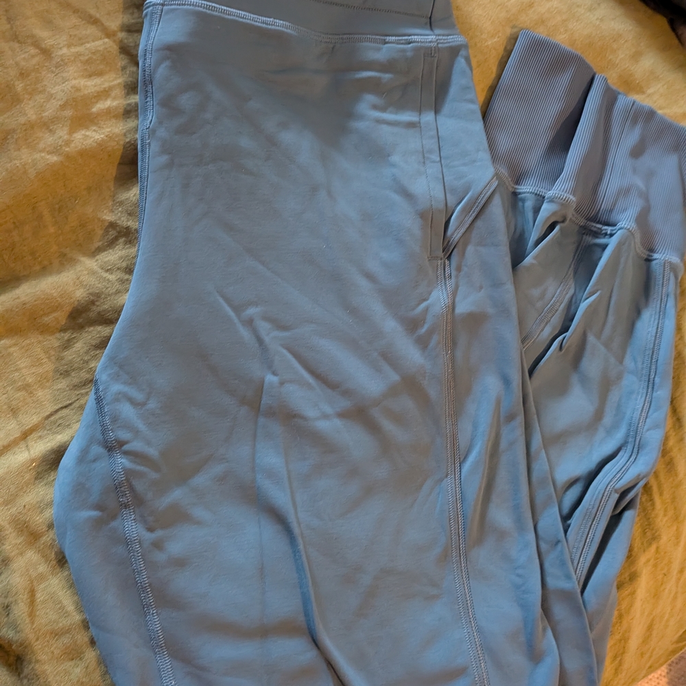 Lululemin Blue/Green/Teal Bottoms